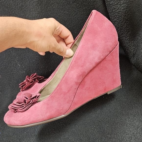 Aerosoles pink wedges in suede material - Picture 2 of 6